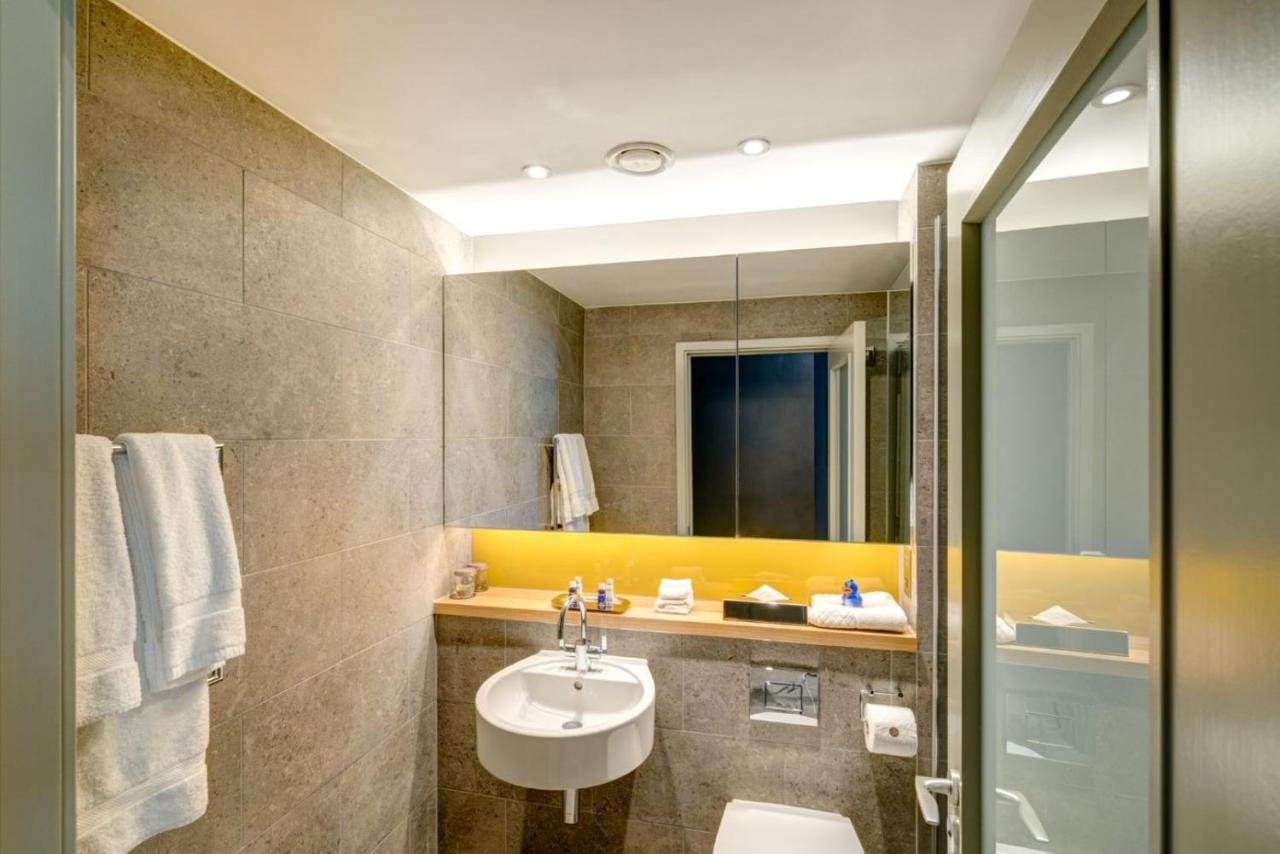 Apex City Of Bath Hotel Екстериор снимка
