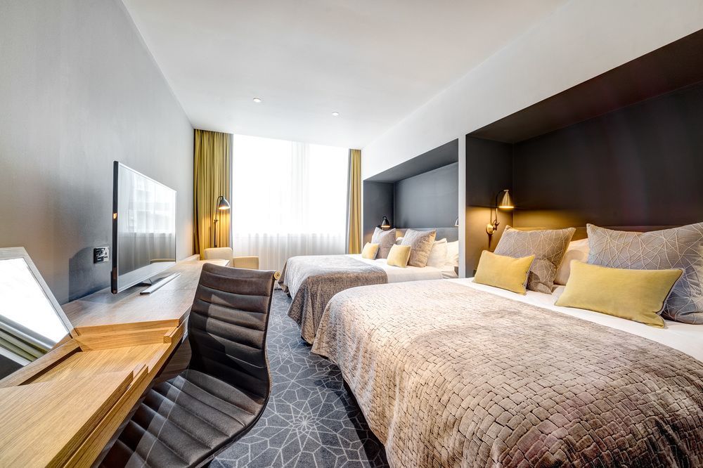 Apex City Of Bath Hotel Екстериор снимка